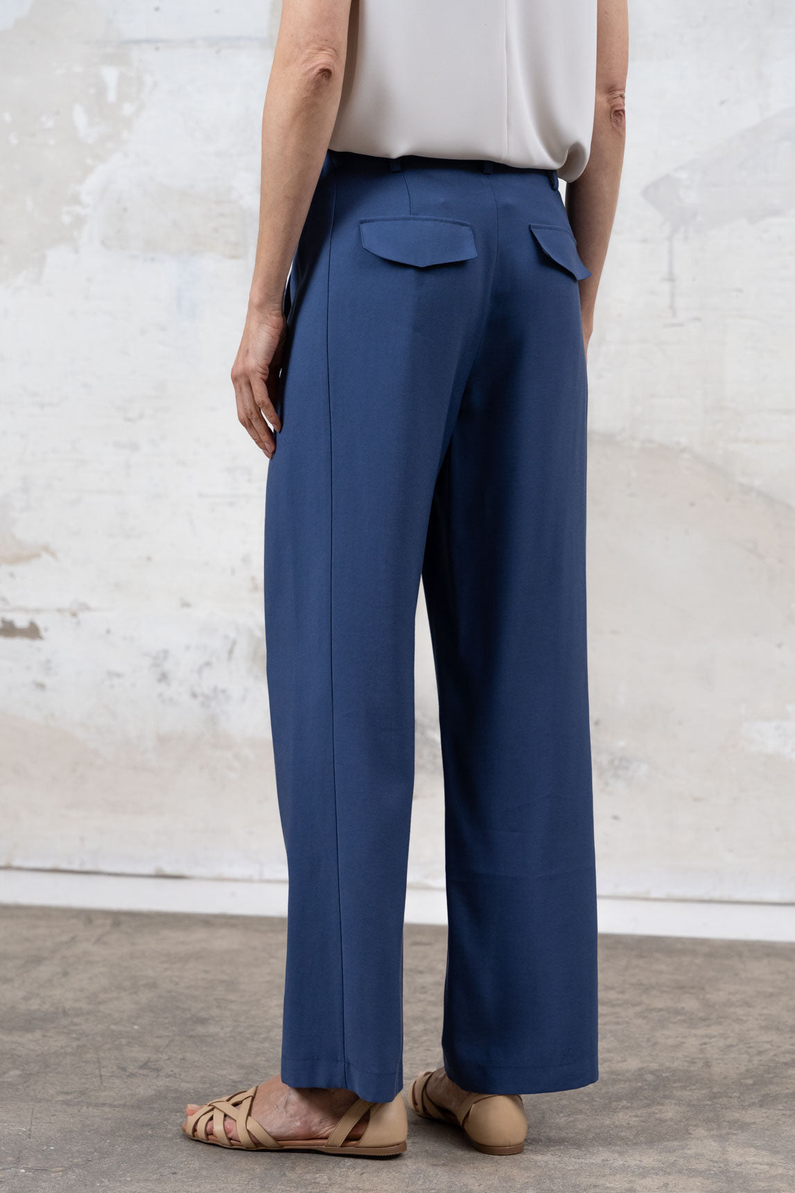 PANTALÓN GOMA DELANTERO RECTO AZUL