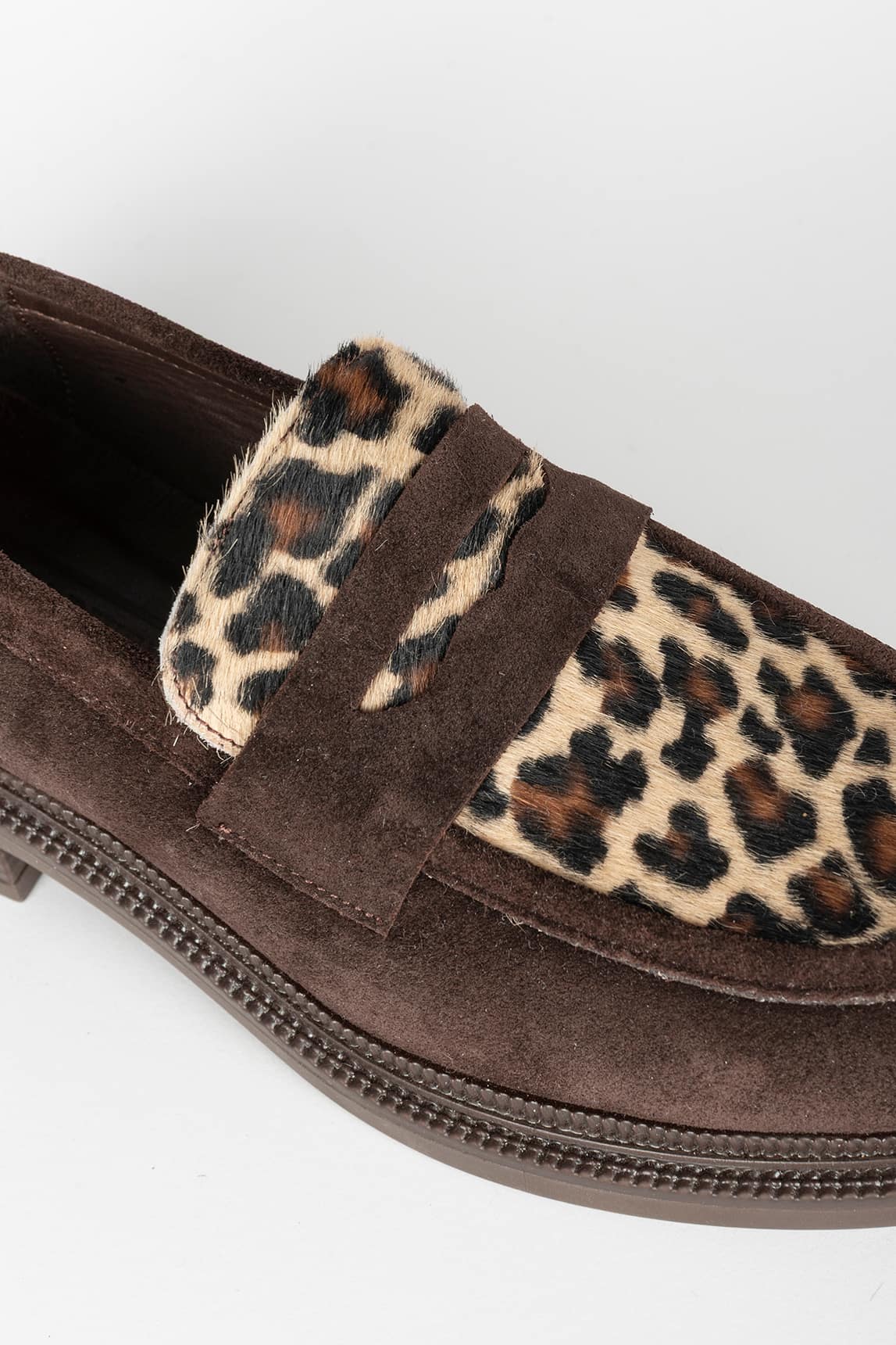ZAPATO MARRON LEOPARDO