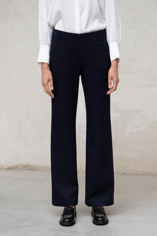 PANTALÓN RECTO LARGO AZUL MARINO