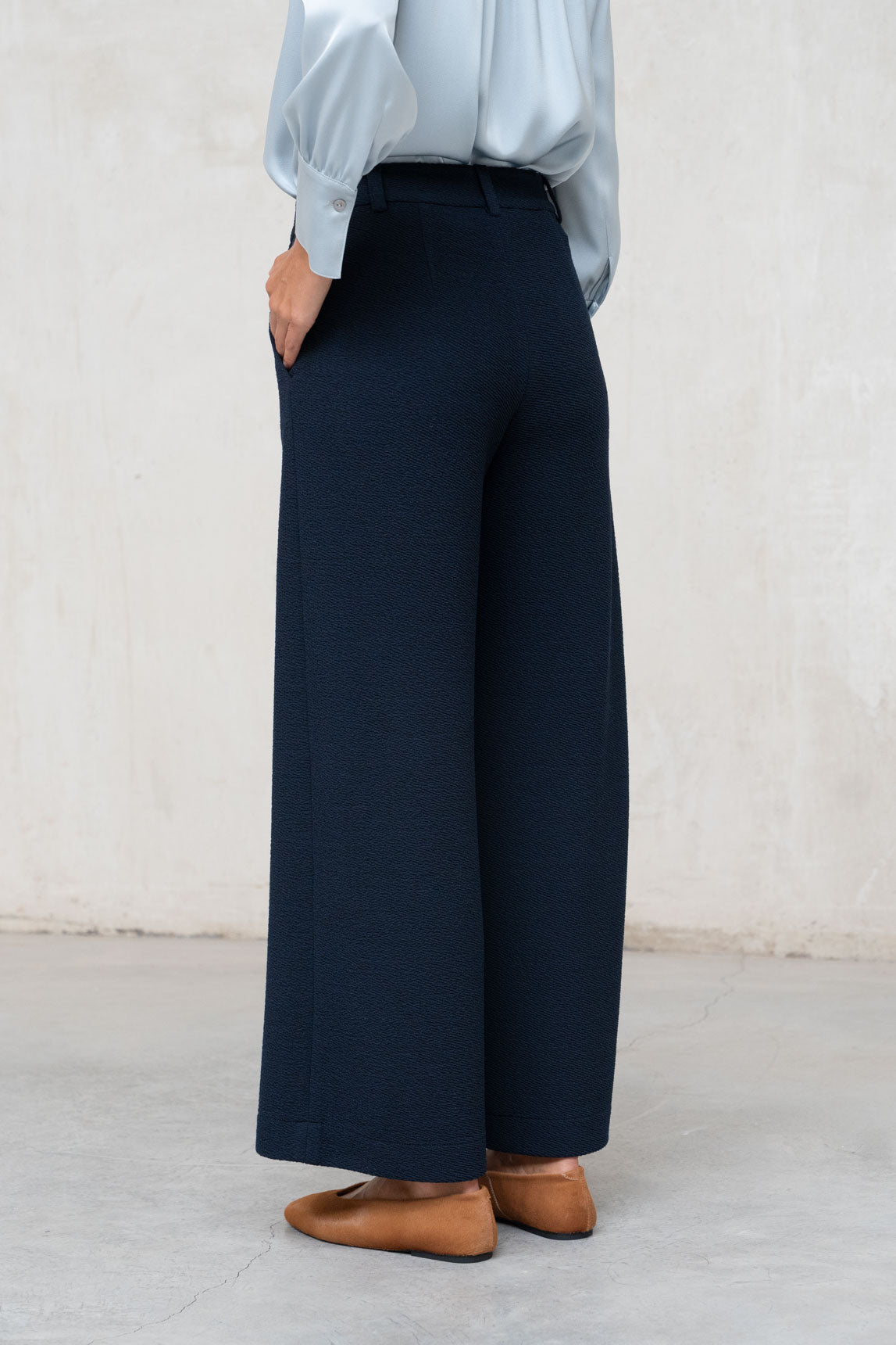 PANTALÓN RECTO AZUL MARINO