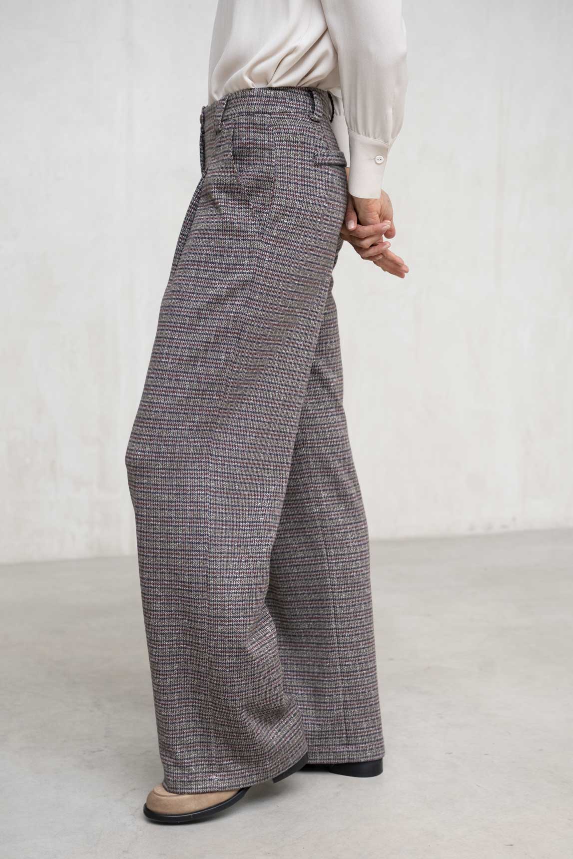 PANTALÓN VERONA ANZCHO PINZA CUADROS BURDEOS