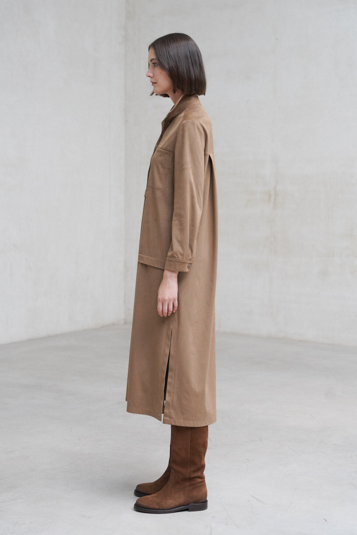 VESTIDO LEVITA ASTI LARGO ANTELINA CAMEL