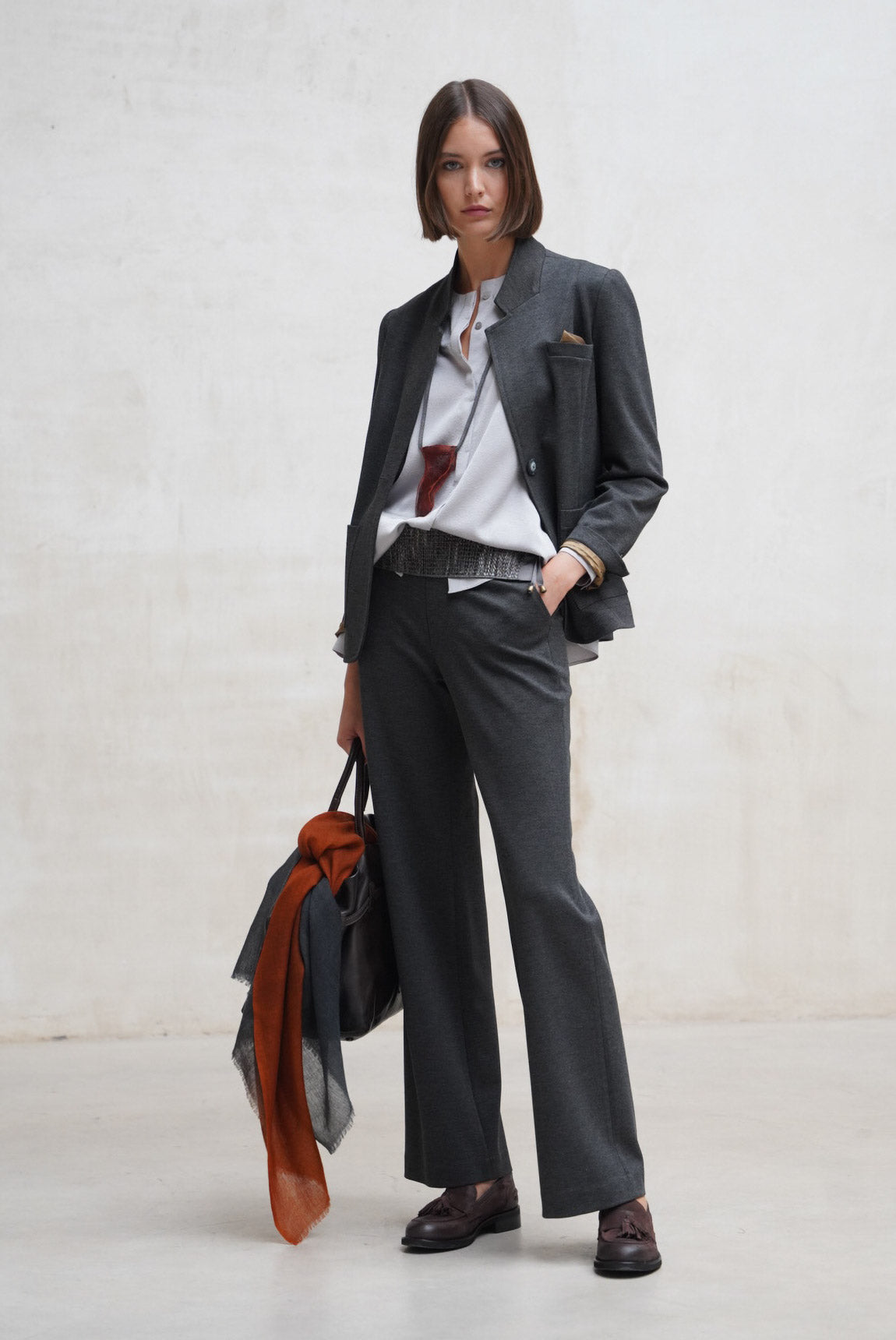 Pantalón Brenta gris